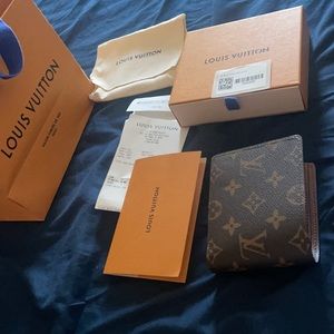 Louis Vuitton wallet new